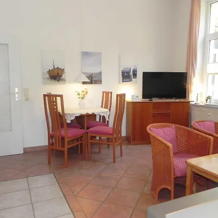 Waldstrasse 10 Villa